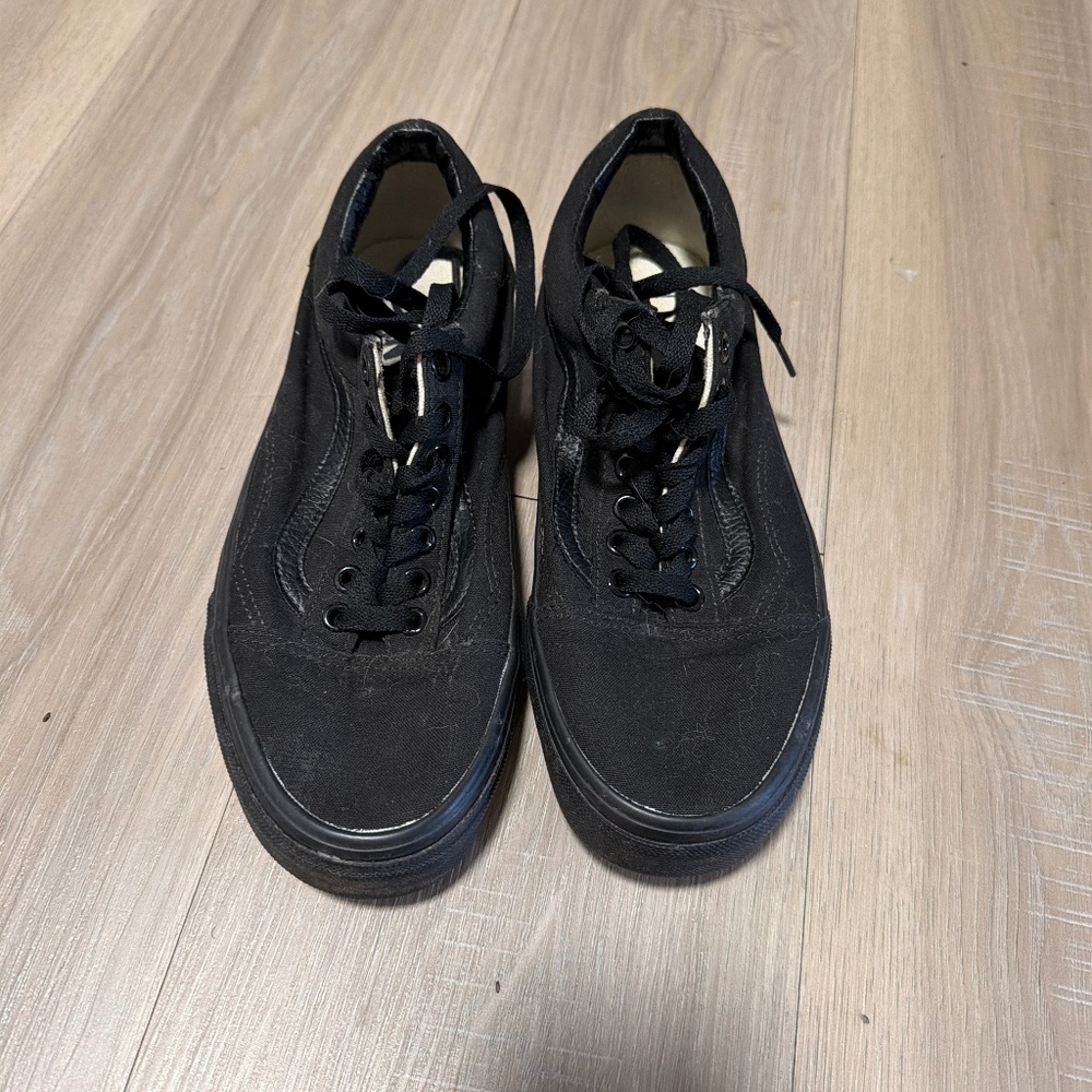 Black Vans